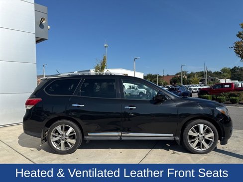 Used 2016 Nissan Pathfinder Platinum image 3