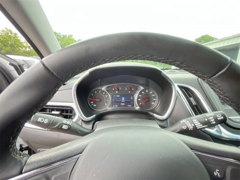Used 2023 Chevrolet Equinox LT w/ Driver Convenience Package image 15