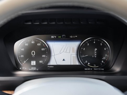 Used 2021 Volvo XC90 T6 Momentum image 14