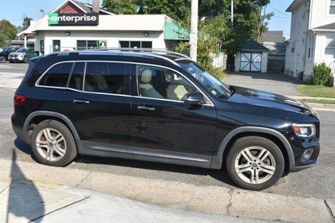 Used 2021 Mercedes-Benz GLB 250 4MATIC image 5