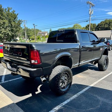 Used 2018 RAM 2500 Limited image 3