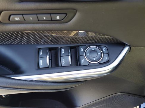 Certified 2022 Cadillac XT4 Sport w/ Comfort Package image 40