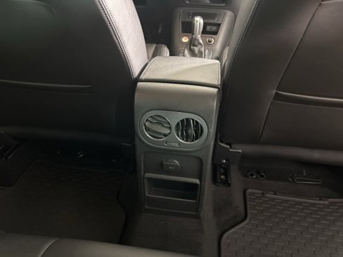 Used 2017 Volkswagen Tiguan Sport image 15