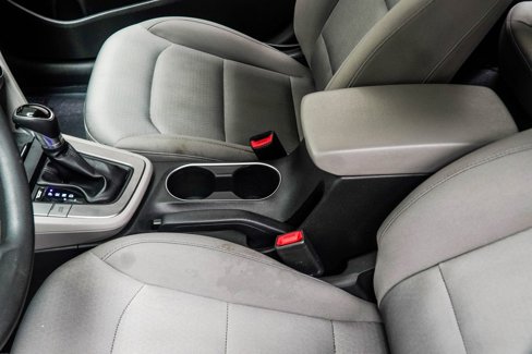 Used 2017 Hyundai Elantra SE image 17