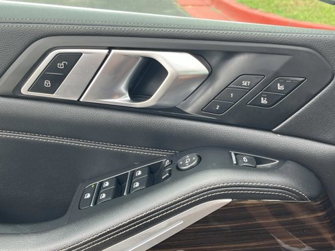 Used 2019 BMW X5 xDrive40i w/ Luxury Seating Package image 15