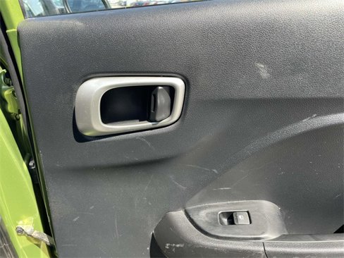 Used 2022 Hyundai Venue SEL image 11