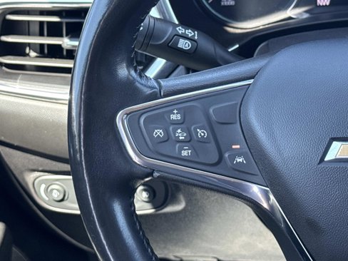 Used 2020 Chevrolet Equinox LT image 11