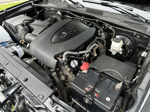 Used 2022 Toyota Tacoma SR5 image 16