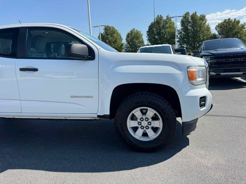 Used 2015 GMC Canyon SL image 12