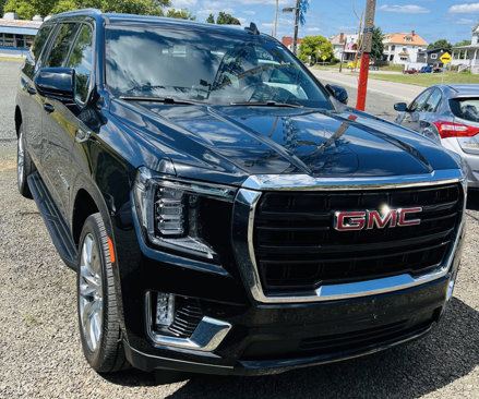 Used 2022 GMC Yukon XL SLE w/ Gmc Pro Safety Plus Package image 1