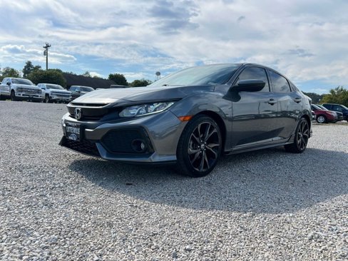 Used 2017 Honda Civic Sport image 4