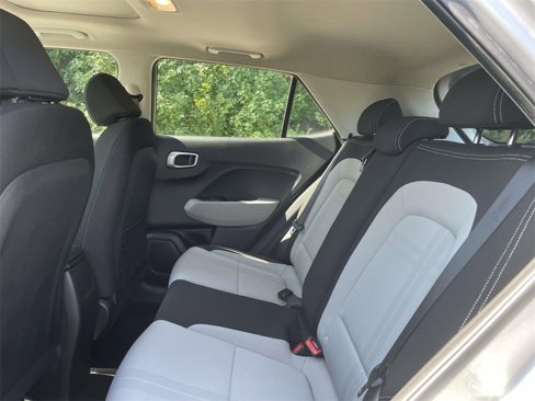 Certified 2023 Hyundai Venue SEL image 11