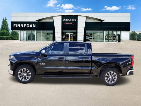 Used 2020 Chevrolet Silverado 1500 LT w/ Texas Edition image 4