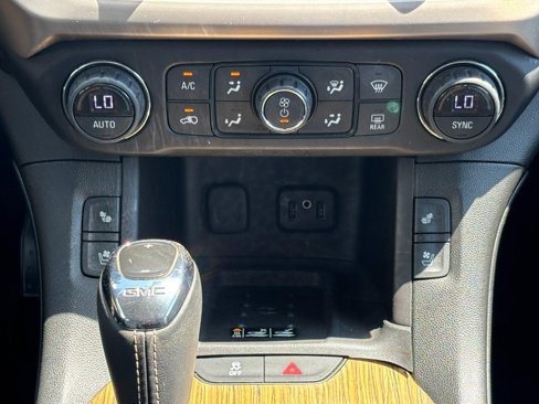 Used 2017 GMC Acadia Denali w/ Technology Package image 17