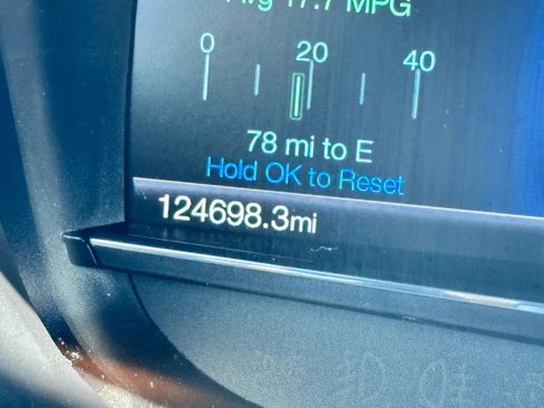 Used 2018 Ford Explorer XLT w/ Equipment Group 202A image 15
