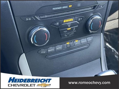 Used 2015 Ford Edge SEL image 27