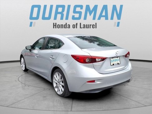 Used 2017 MAZDA MAZDA3 Touring image 5