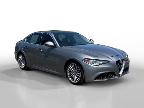 Used 2017 Alfa Romeo Giulia Ti w/ TI Lusso Light Wood Package image 7