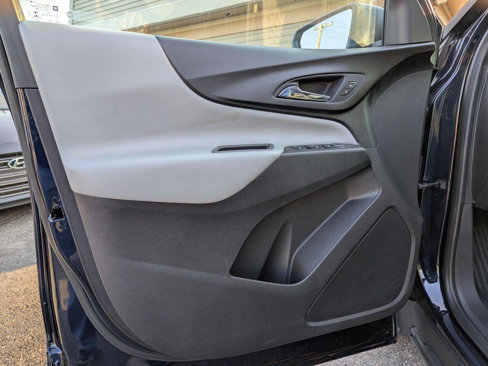 Used 2020 Chevrolet Equinox LS w/ LPO, Cargo Package image 12