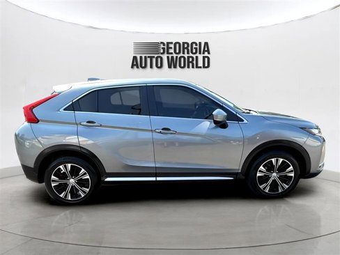 Used 2020 Mitsubishi Eclipse Cross SE image 6