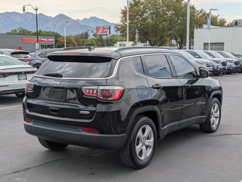 Used 2019 Jeep Compass Latitude w/ Popular Equipment Group image 3