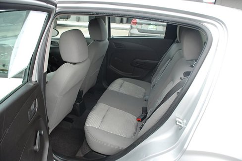Used 2020 Chevrolet Sonic LT image 15