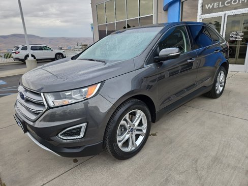 Used 2018 Ford Edge Titanium image 1