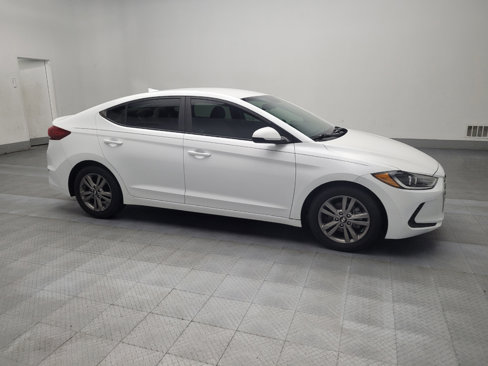 Used 2017 Hyundai Elantra SE image 11