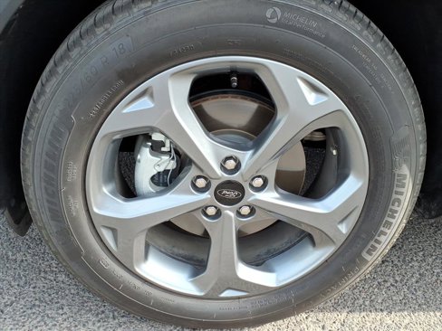 Used 2025 Ford Escape ST-Line image 9