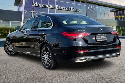 Certified 2022 Mercedes-Benz C 300 4MATIC Sedan image 2