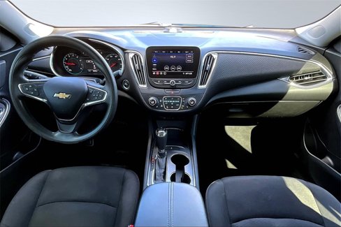 Used 2019 Chevrolet Malibu LT image 16
