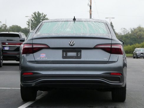 Used 2022 Volkswagen Jetta SE image 25