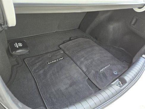 Used 2020 Hyundai Accent SEL image 16