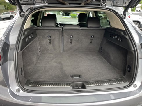 Used 2021 Buick Envision Essence w/ Technology Package I image 11