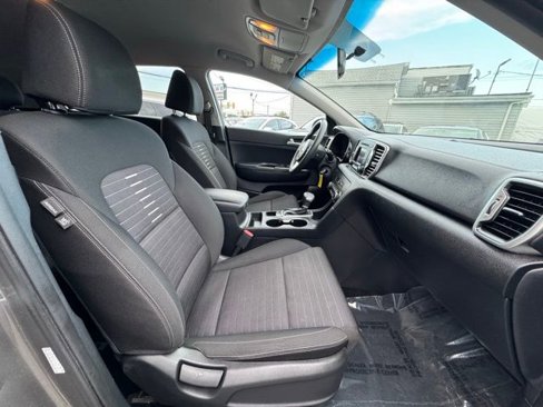 Used 2018 Kia Sportage LX image 31