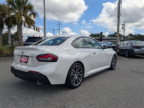 New 2025 BMW 230i Coupe w/ Convenience Package image 4