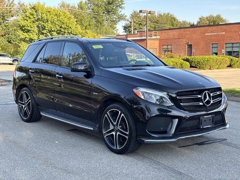 Used 2018 Mercedes-Benz GLE 43 AMG 4MATIC image 3