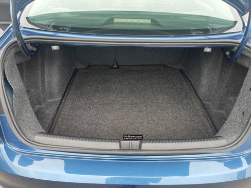 Used 2016 Volkswagen Jetta S image 9