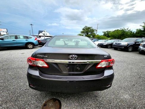 Used 2011 Toyota Corolla LE image 5