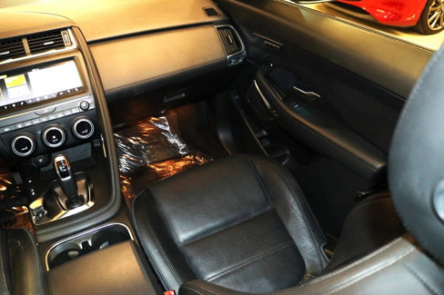 Used 2020 Jaguar E-PACE SE image 16