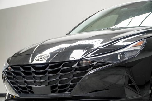 Used 2021 Hyundai Elantra SEL w/ Convenience Package image 2