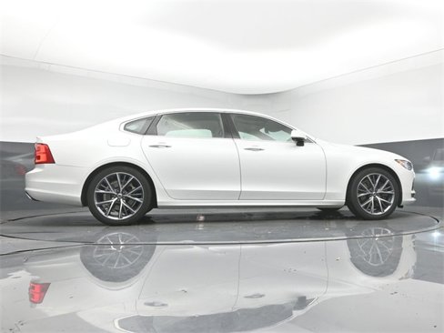 Used 2019 Volvo S90 T6 Momentum image 42
