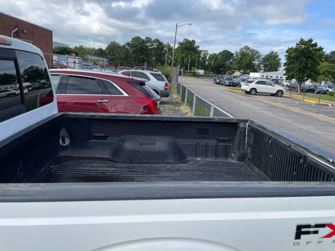 Used 2011 Ford F250 XLT w/ XLT Interior Pkg image 9