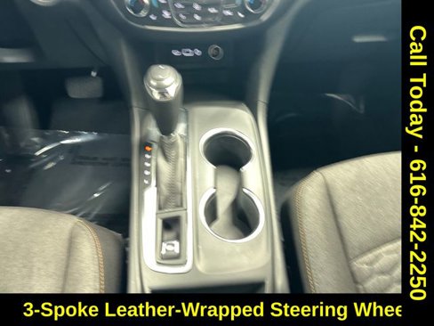 Used 2019 Chevrolet Equinox LT image 14