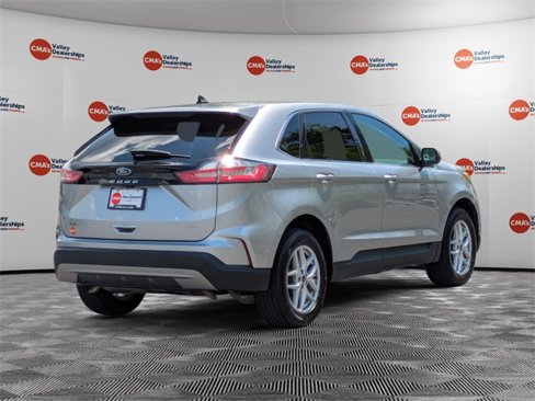 Used 2023 Ford Edge SEL image 5