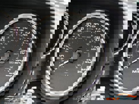 Used 2006 Ford GT image 19