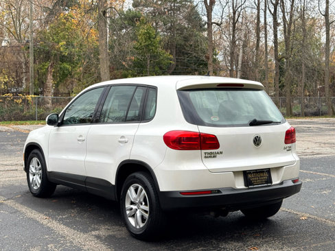 Used 2012 Volkswagen Tiguan S image 3
