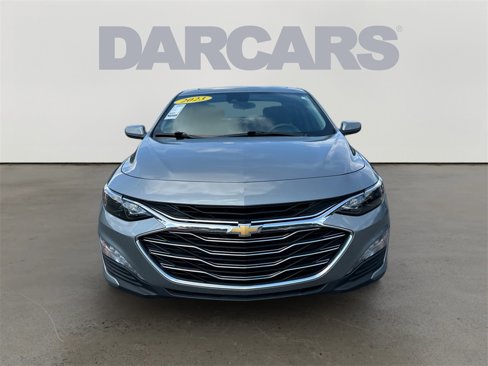 Used 2023 Chevrolet Malibu LT image 2