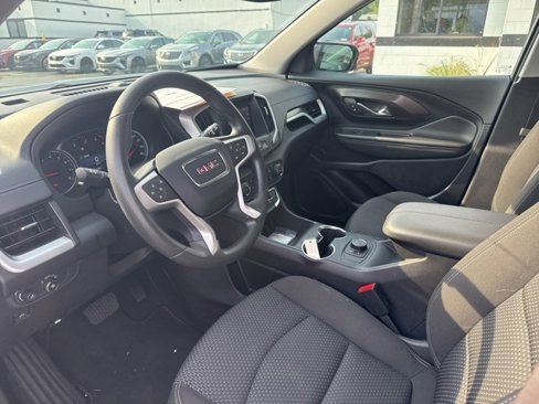 Certified 2024 GMC Terrain SLE image 4