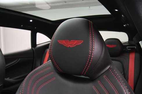 Used 2021 Aston Martin DBX image 54